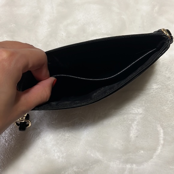 CALVIN KLEIN BLACK WRISTLET - Picture 4 of 4